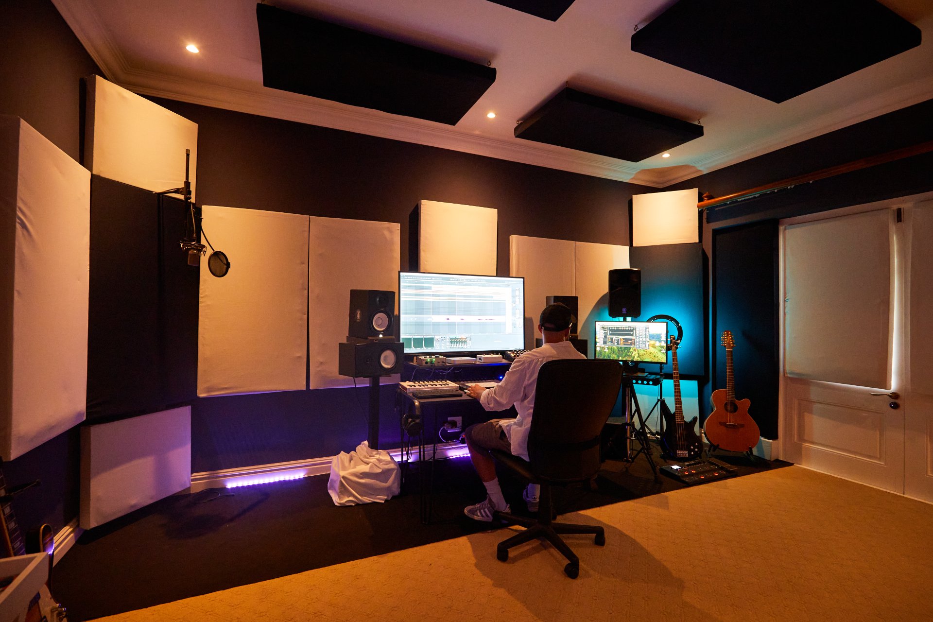 Studio 4